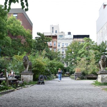 nolita-elizabeth-street-garden-manhattan-neighborhood-new-york