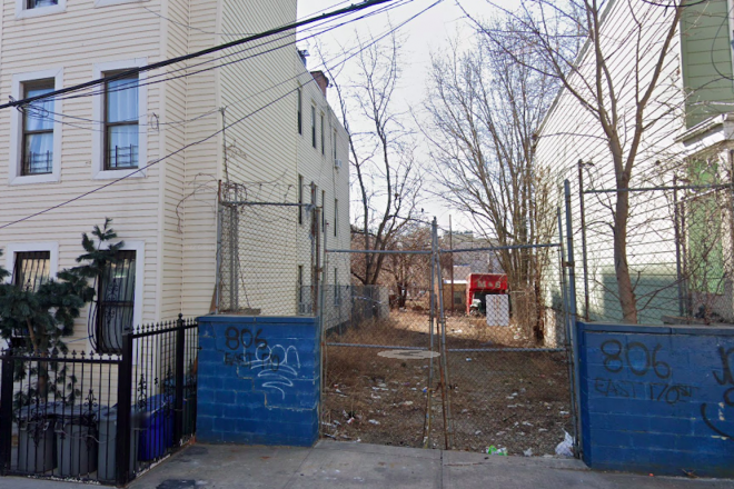 806 E 170th Street in Foxhurst, The Bronx