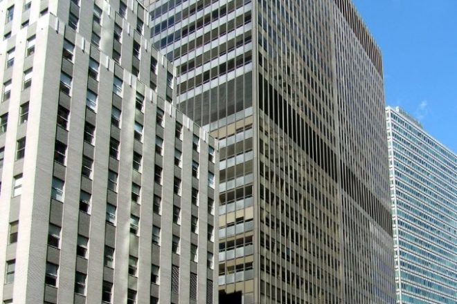 160 Water Street in Manhattan's Financial District - Photo by John W. Cahill for CTBUH