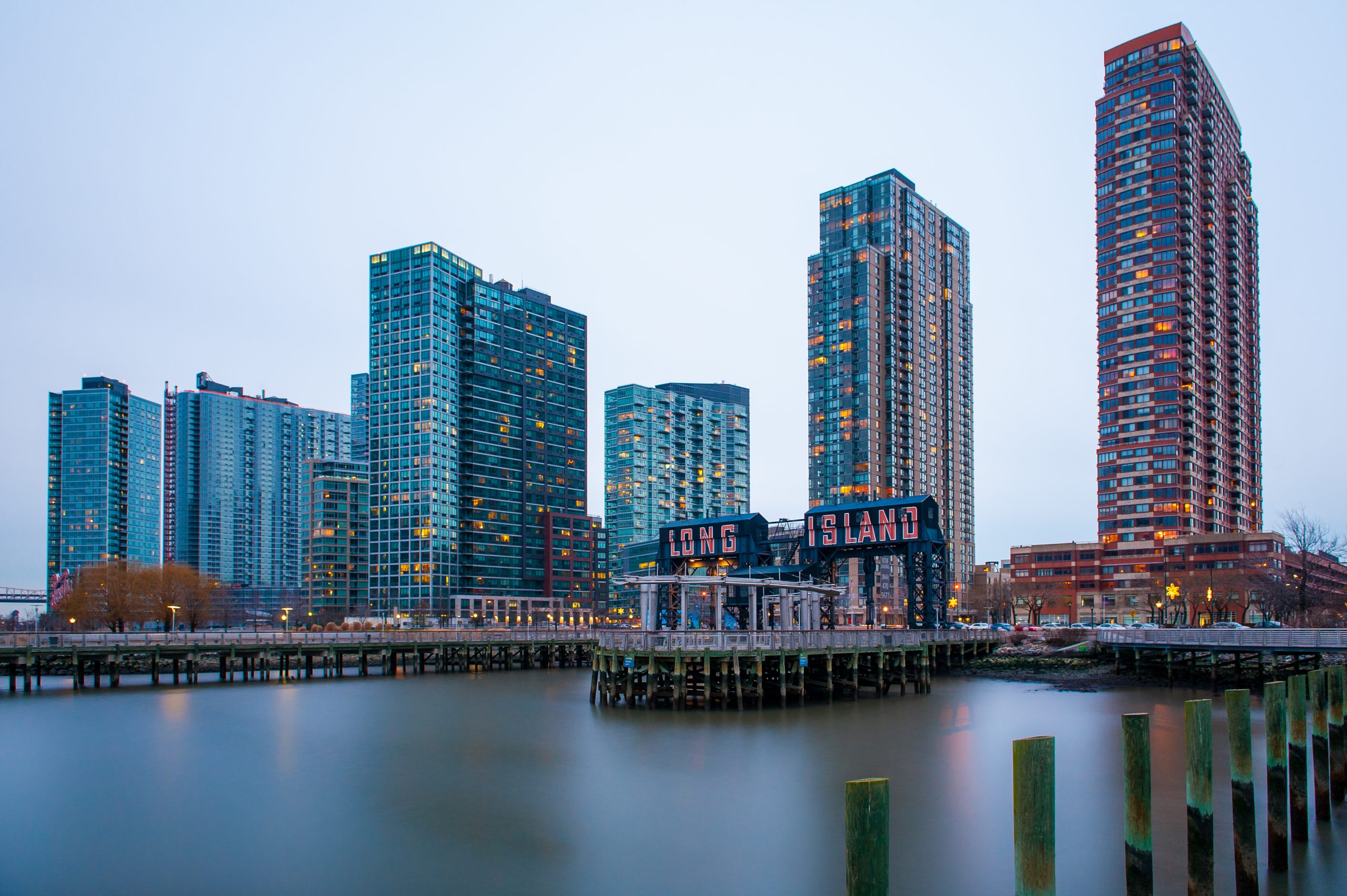 The,Buildings,Of,Long,Island,In,Front,Of,East,River