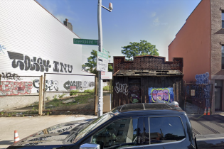 177 Greenpoint Avenue in Greenpoint, Brooklyn