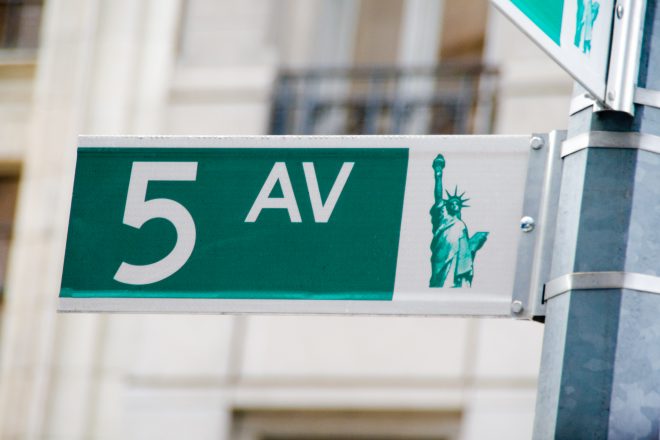 5ht,Avenue,Sign